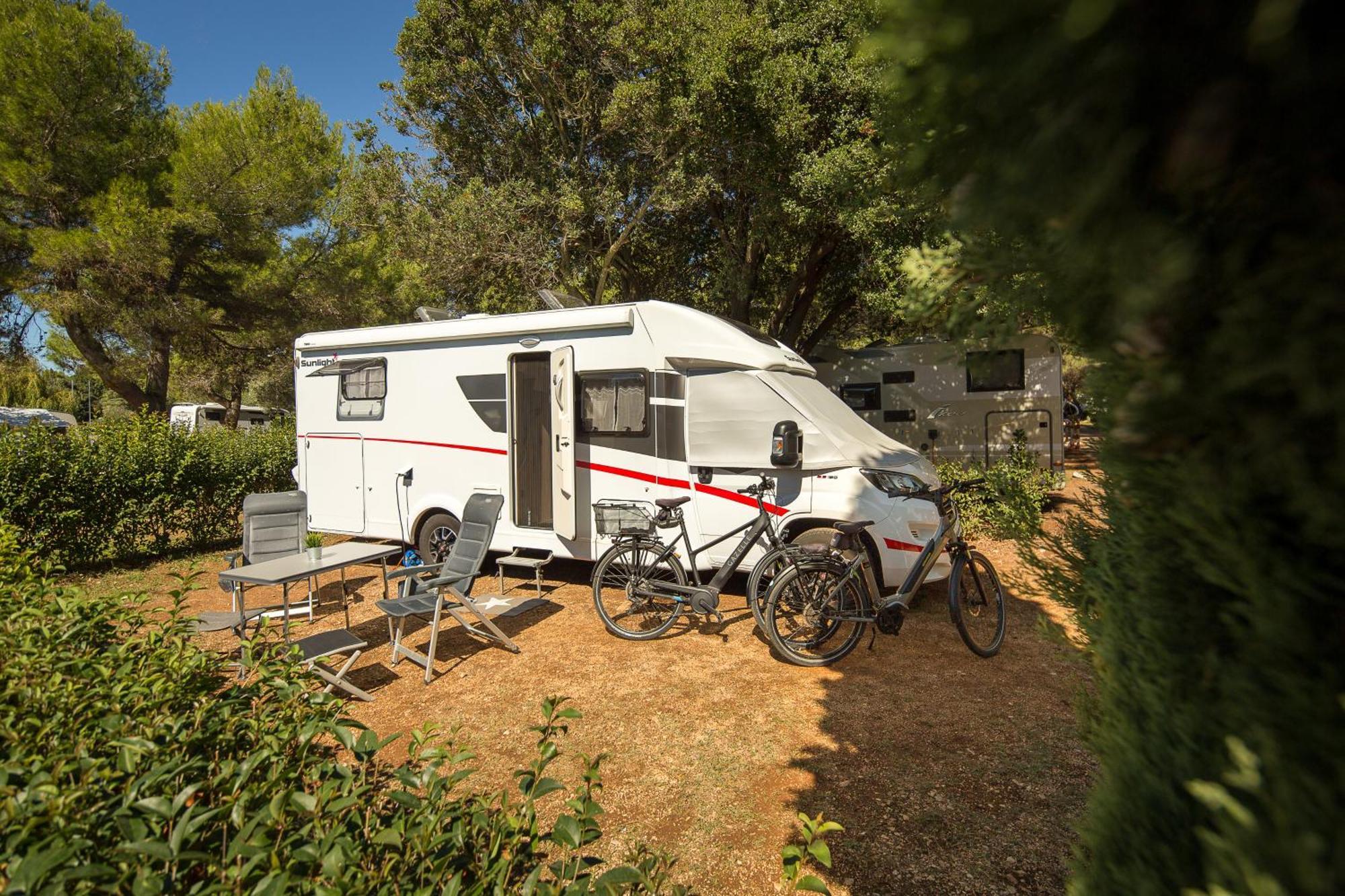 Maistra Camping Polari Pitches 罗维尼 外观 照片