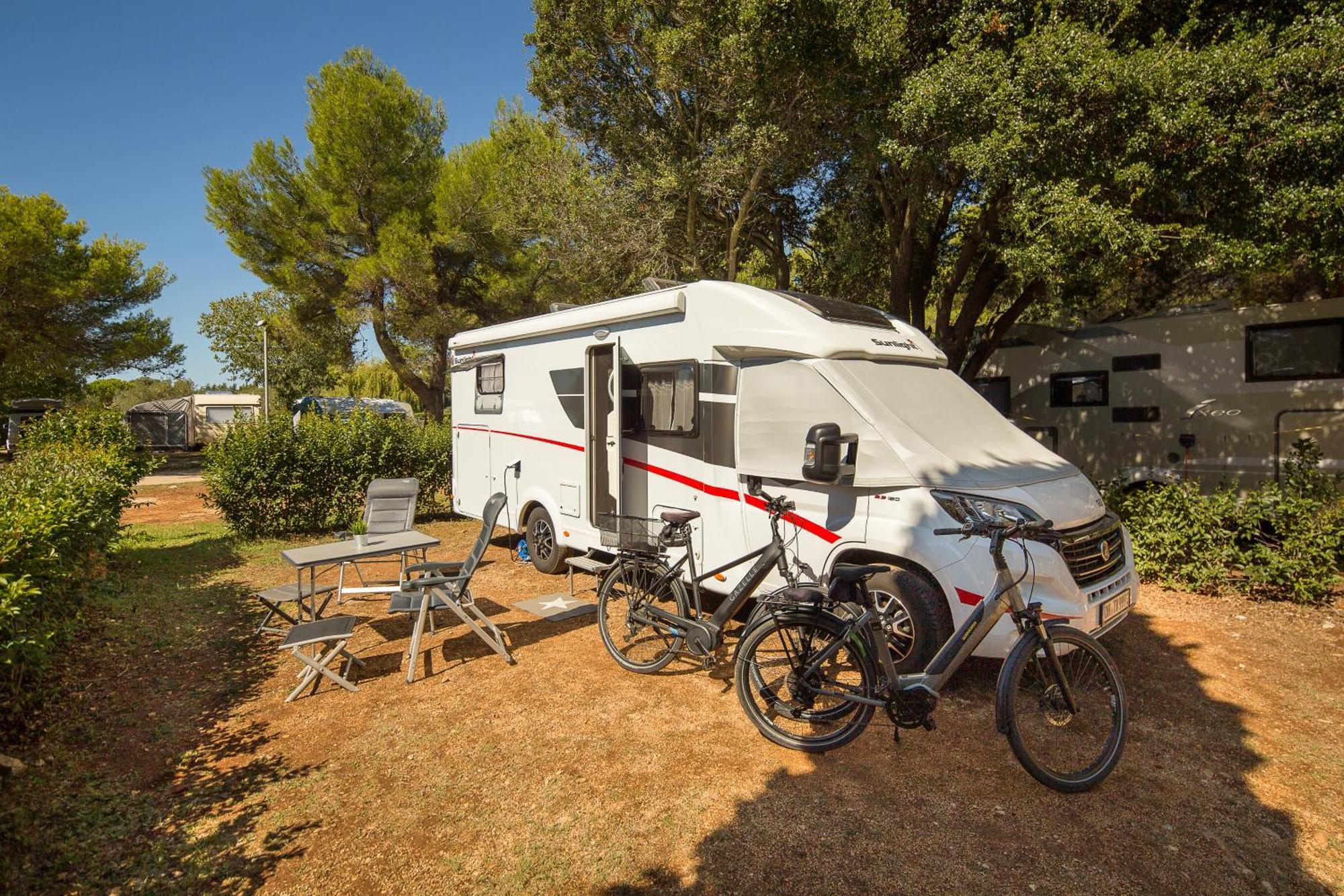 Maistra Camping Polari Pitches 罗维尼 外观 照片